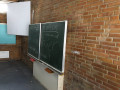 Mauerwerk im Klassenraum